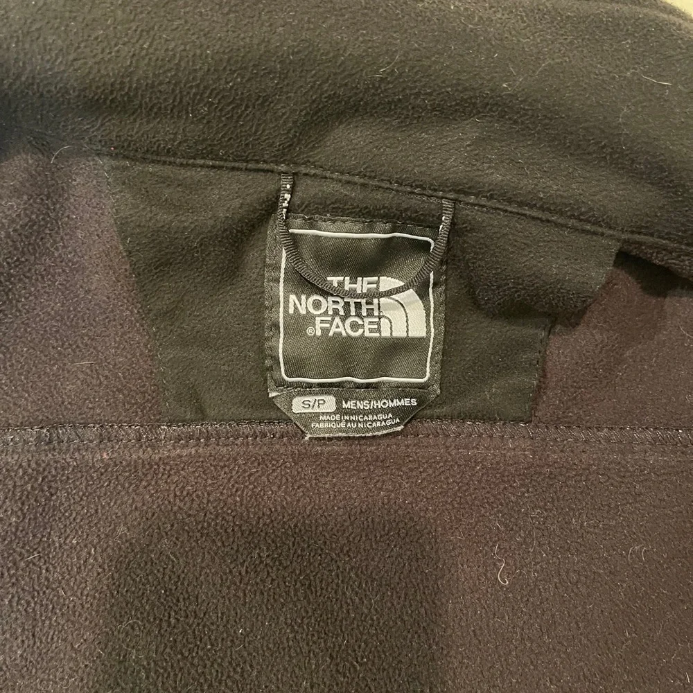 The North Face‎ black men’s full zip jacket S